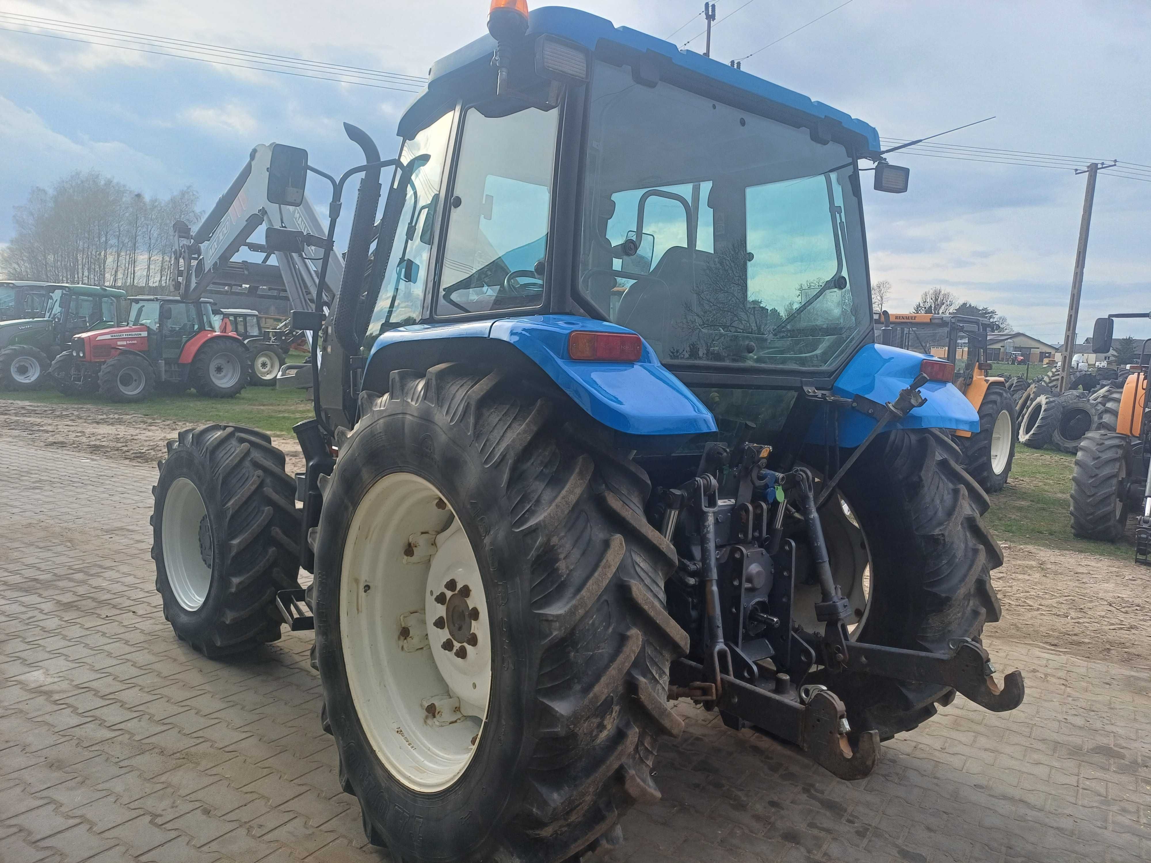 New Holland TL 100