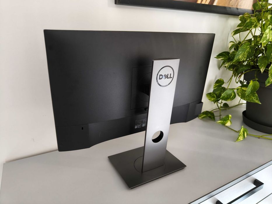 Monitor LED Dell P2319H 23" 1920 x 1080 px IPS PLS HDMI stan BDB FV23%
