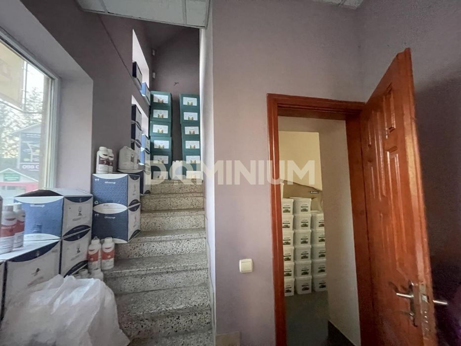 Продається комерційне пиміщення в місті Хуст