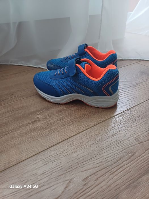 Кросівки 32 розмір