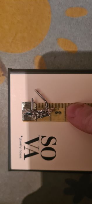 Серьги в белом золоте с сапфирами и бриллиантами