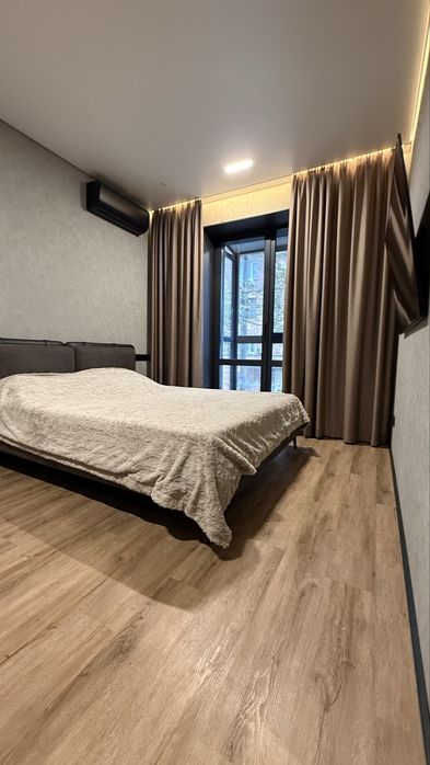 Продаю 3-х кв коммерческая 3центпально - городской рн