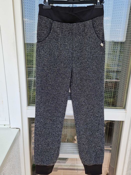 Spodnie dla dziewczynki rozm. 146