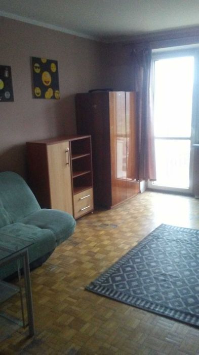 pokoj wynajme duzy salon w kaliszu z balkonem wolne od zaraz