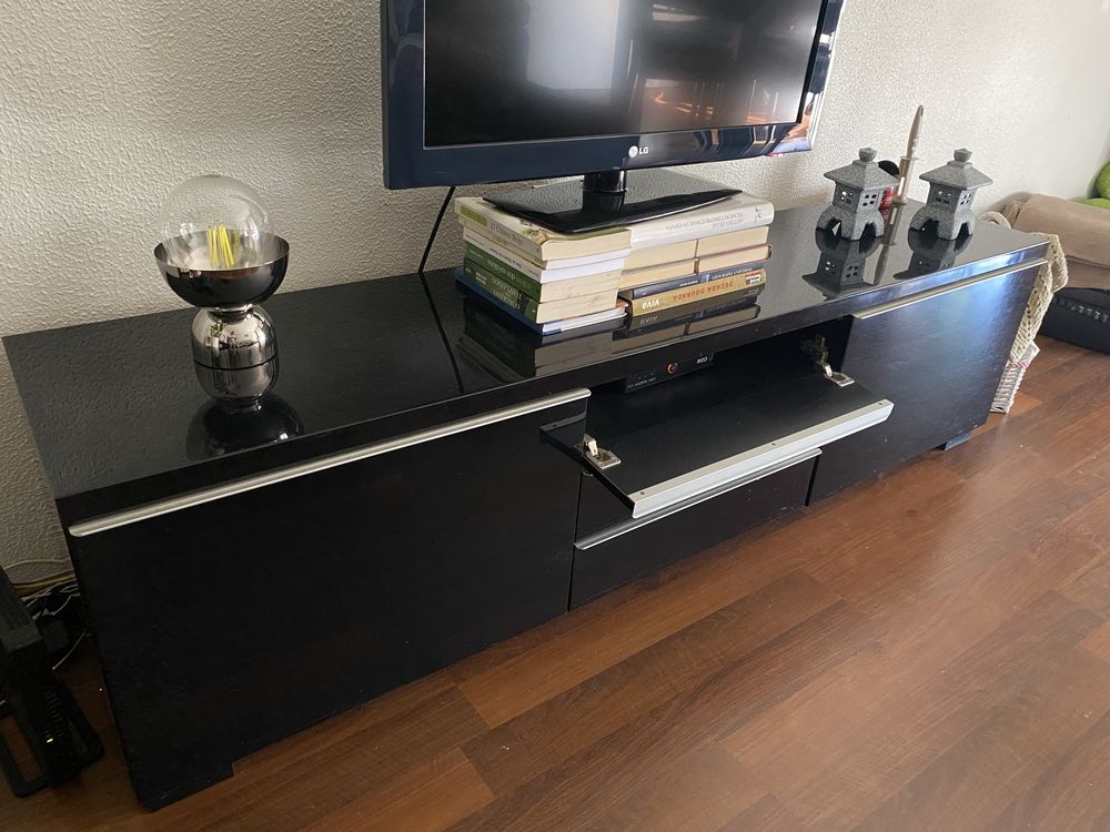 Movel de sala brilhante