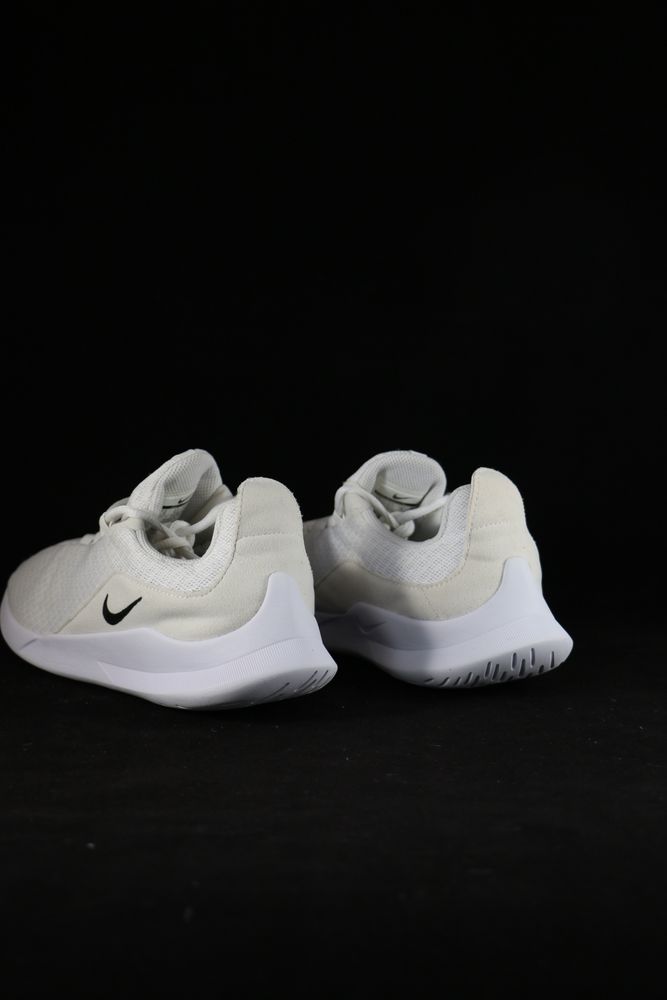 Кроссовки Nike Viale  Розмір 39