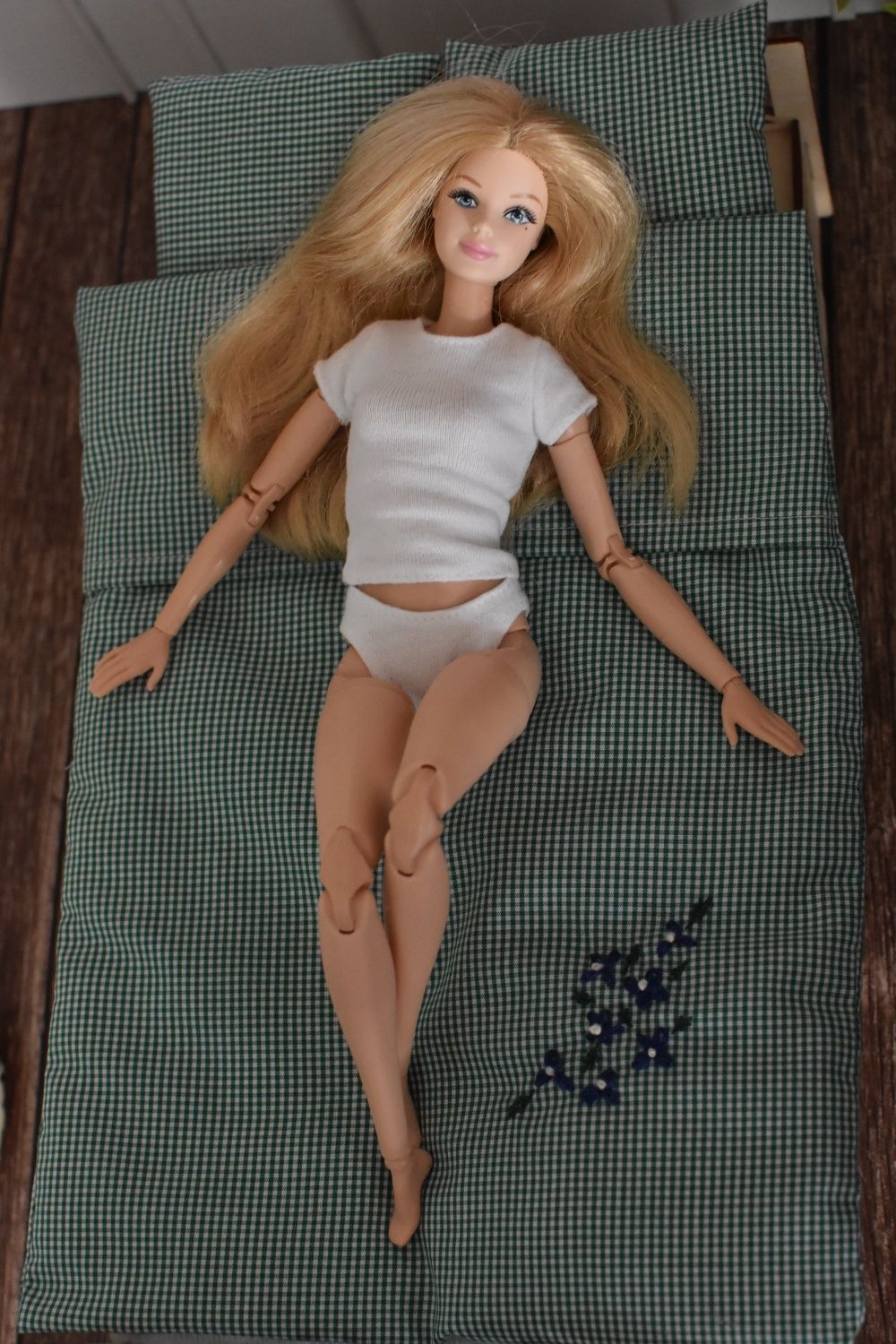 Zestaw kołdra i dwie poduszki dla lalki Barbie nowy Handmade