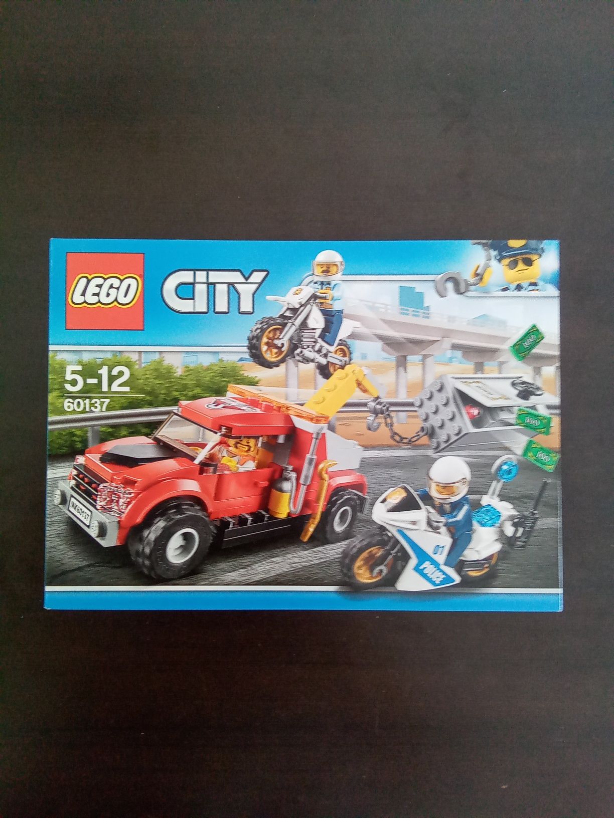Lego set número 60137