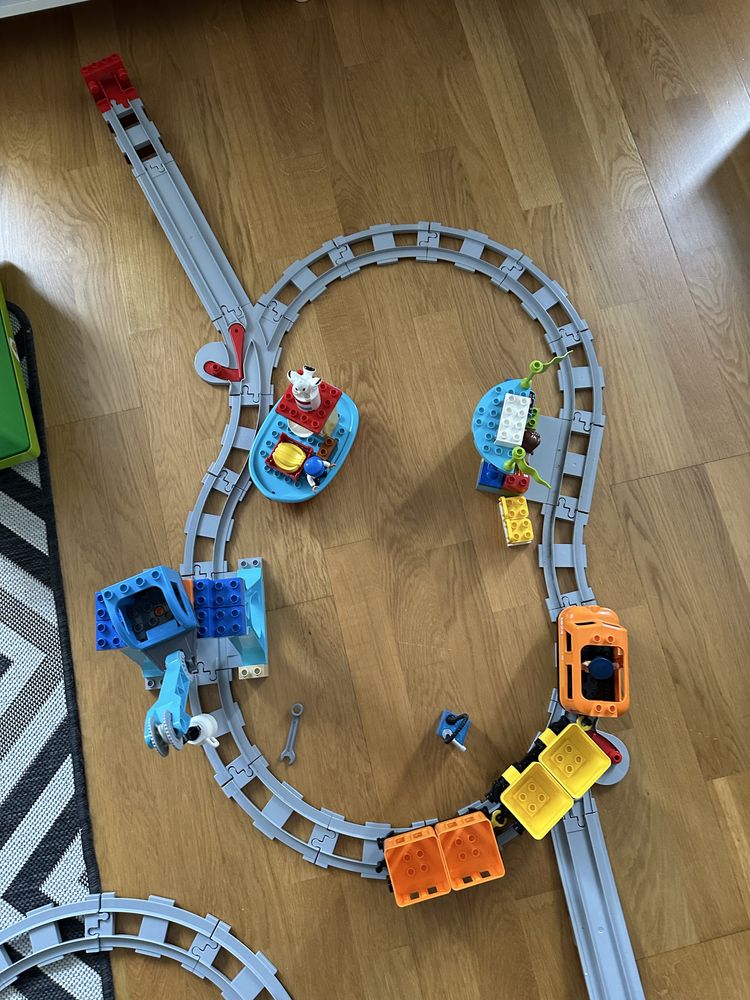 Lego Duplo 10875 вантажний потяг