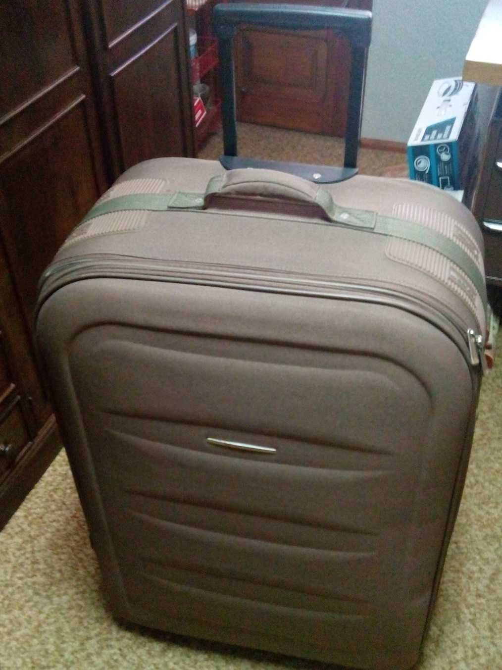 Mala de viagem extra grande, usada apenas uma vez
