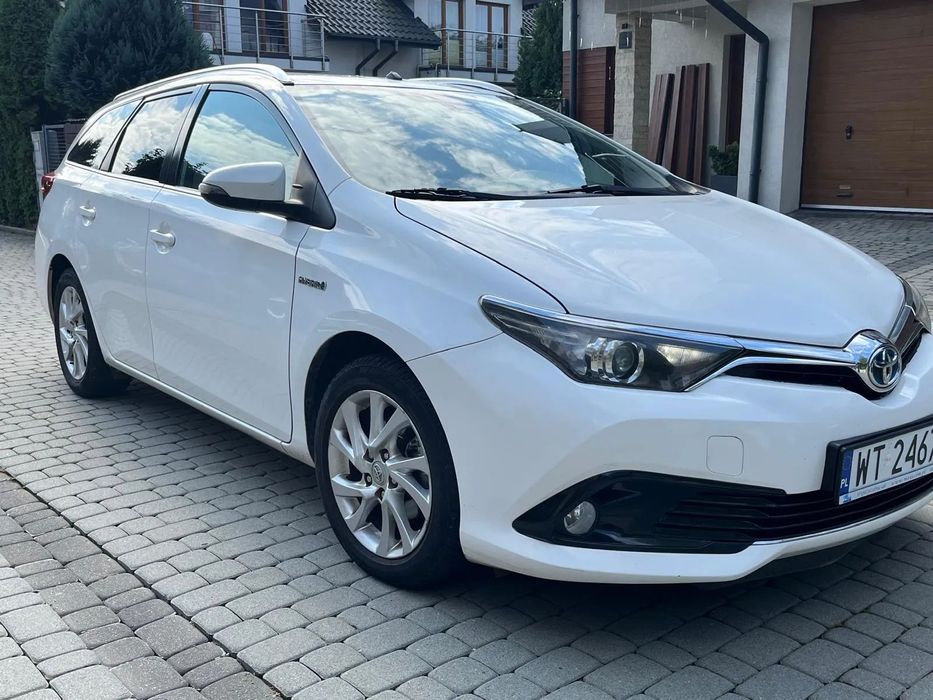 Toyota Auris Toyota Auris Kombi  Hybrid 2018 FV Marża