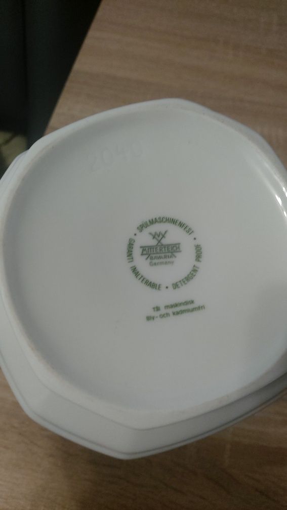 Porcelanowy dzbanek Mitterteich Bavaria – różowe kwiaty, Made in Germa