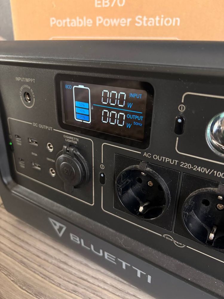 Зарядна станція Bluetti EB 70 EU| 1000 w| 716Wh