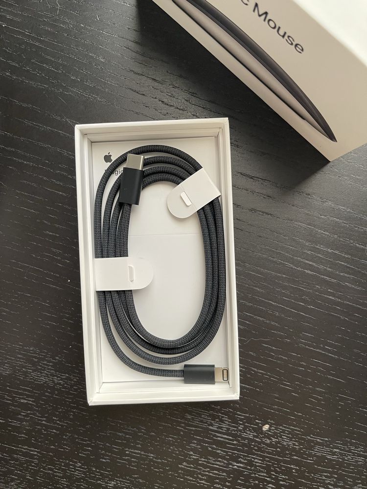 Продаю Magic Mouse