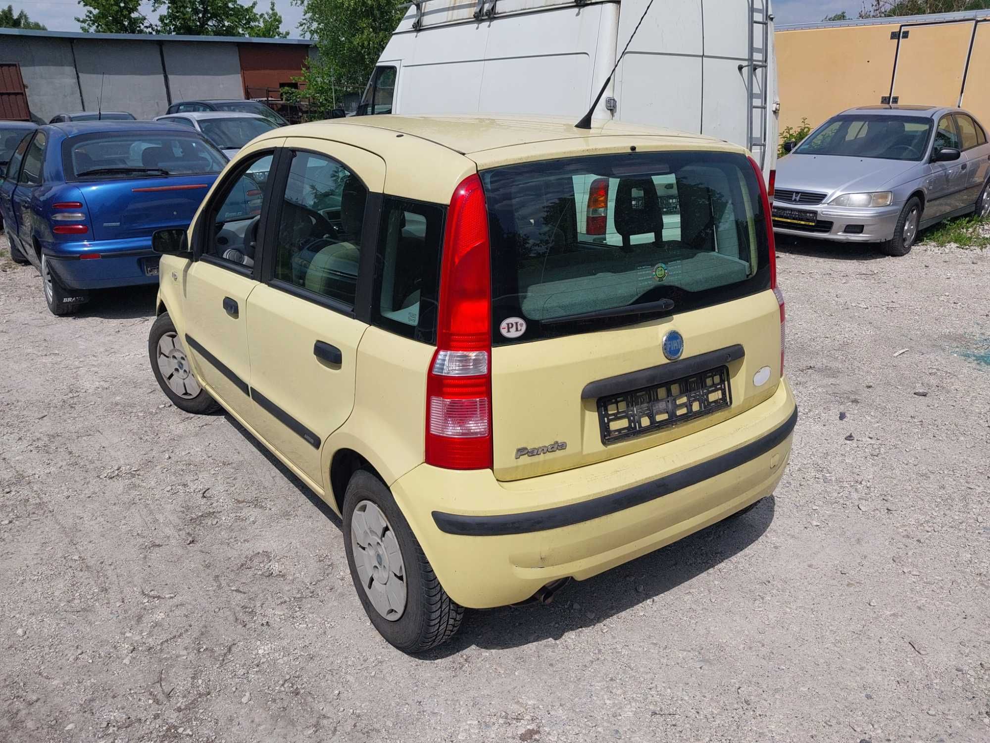 Posiadam czesci fiat panda 1.1  2005r