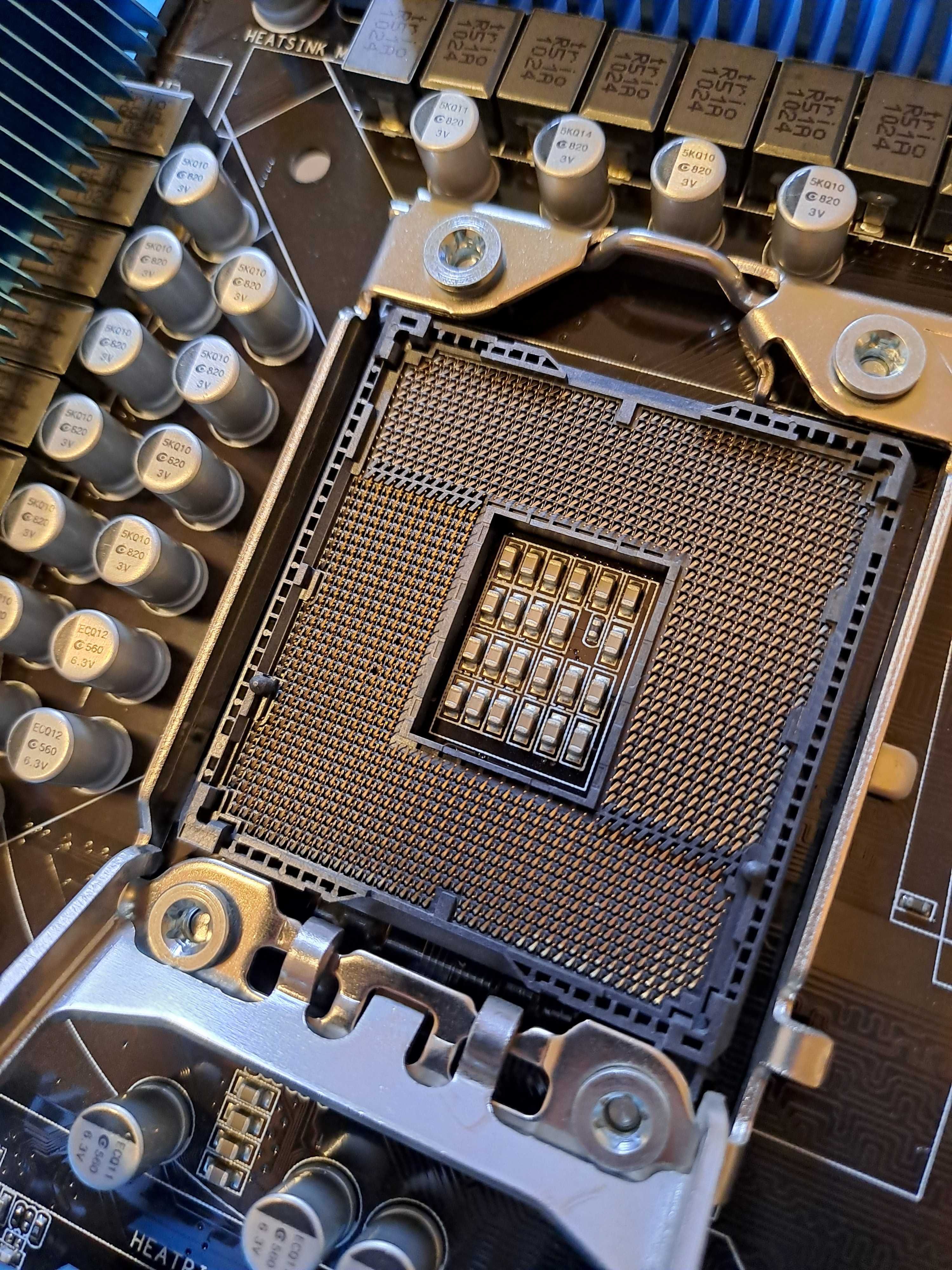Bundle Intel Core i7-930 / Board Asus P6X58D-E LGA 1366