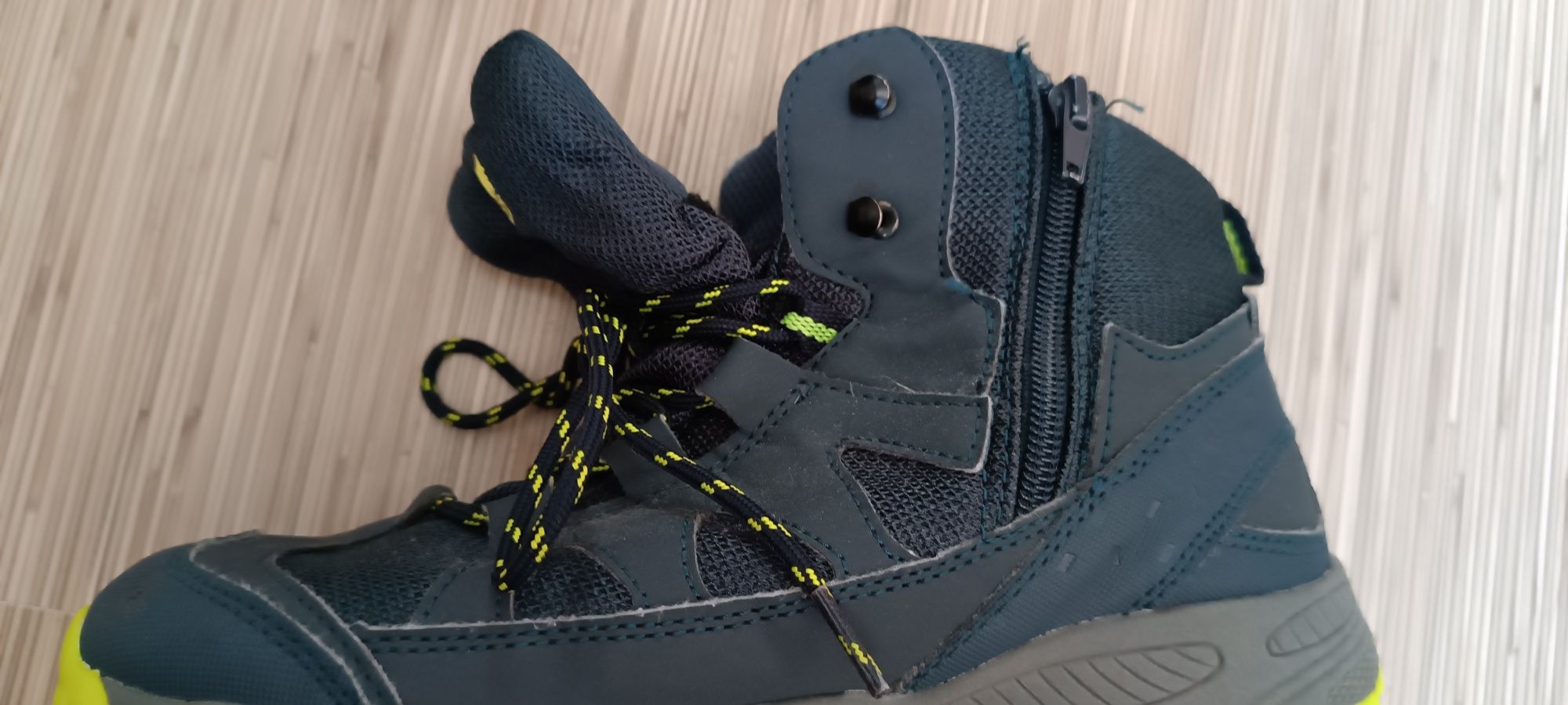 Buty zimowe dla chłopca rozm.37