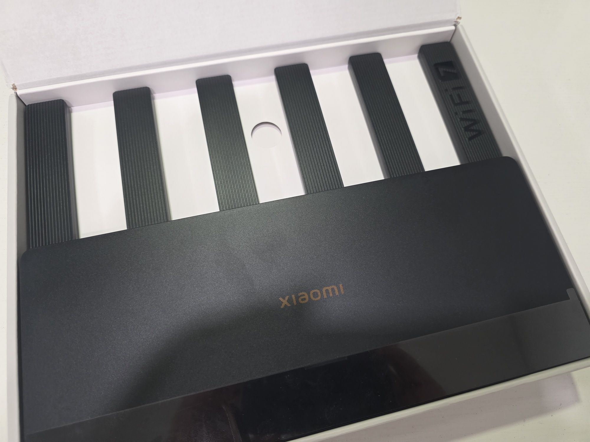 Xiaomi BE6500 - Router Wi-Fi 7