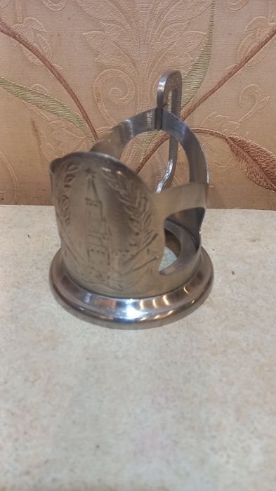 Подстаканники разные