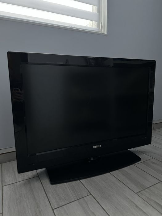 Телевізор Philips  37 дюймів