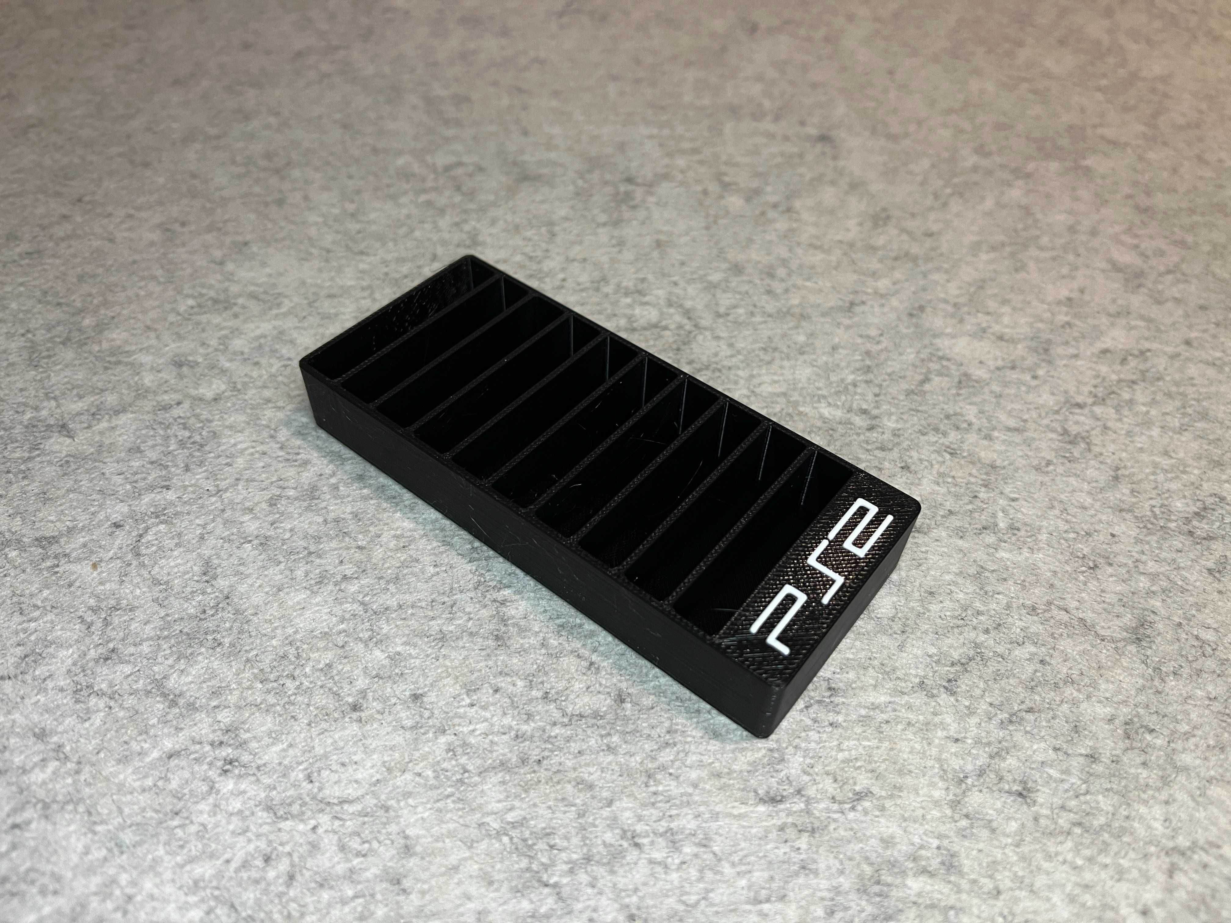 Stojak podstawka na 10 kart pamieci PlayStation 2 (PS2 Memory Card)