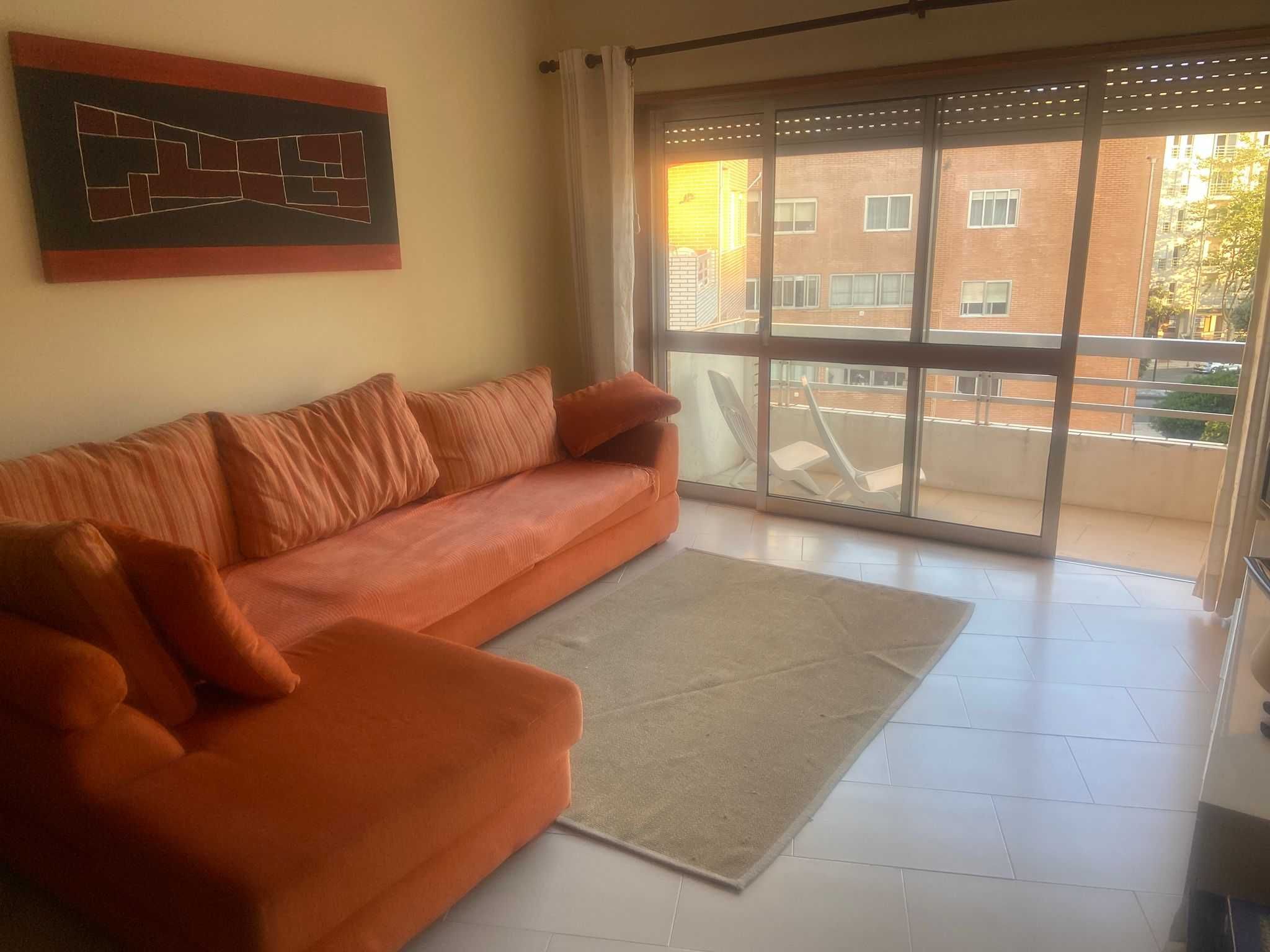 Arredamento T2+1 Mobilado - Av vasco da Gama