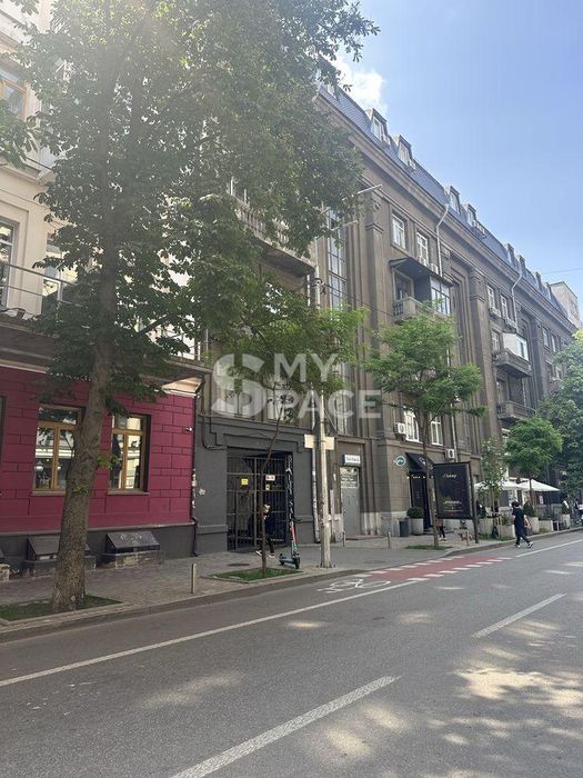 вул. Ярославів Вал, 17Б