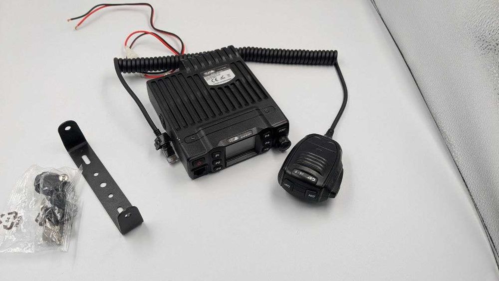 Радіостанція CRT 2000