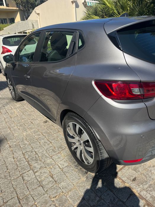 Renault clio 1.5dci 2013 poucos kms