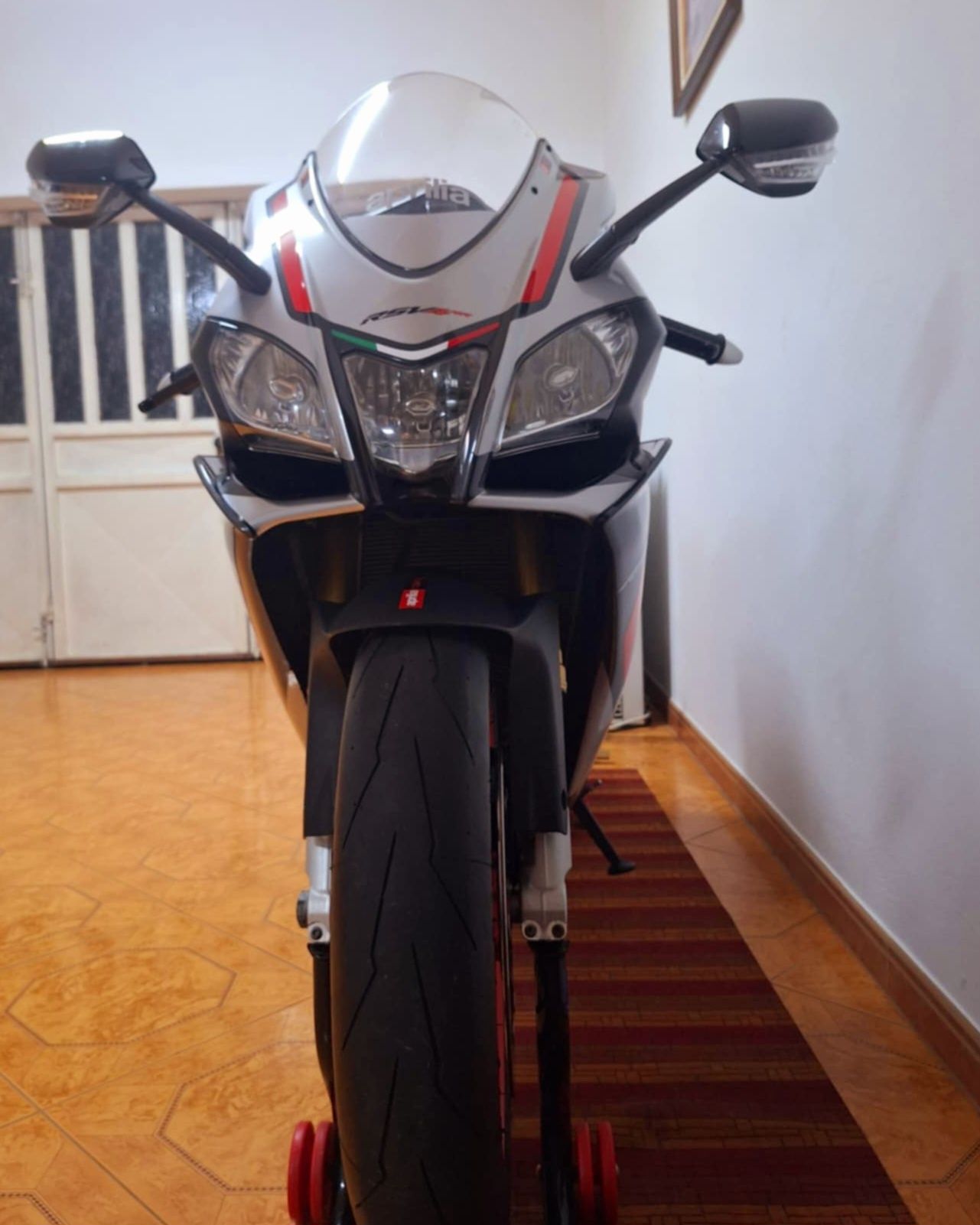 APRILIA RSV4 1000RR/2017-12