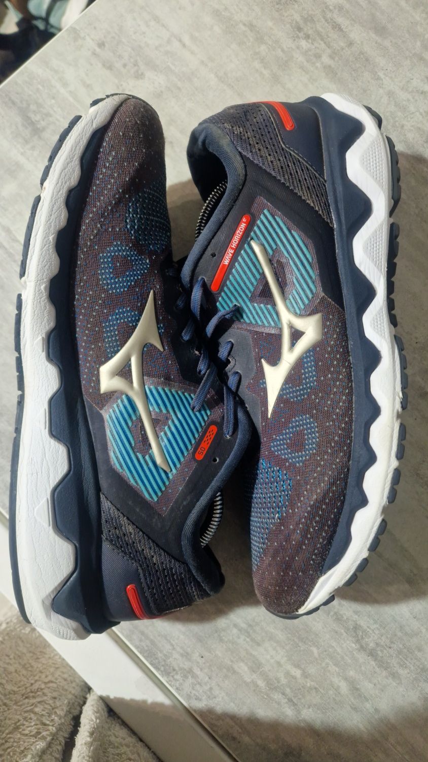 Mizuno Men's Wave Horizon 5 розмір 47