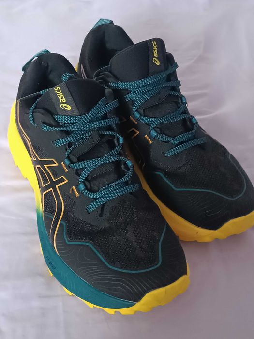 Кросівки чоловічі ASICS, розмір 42, устілка 28 см