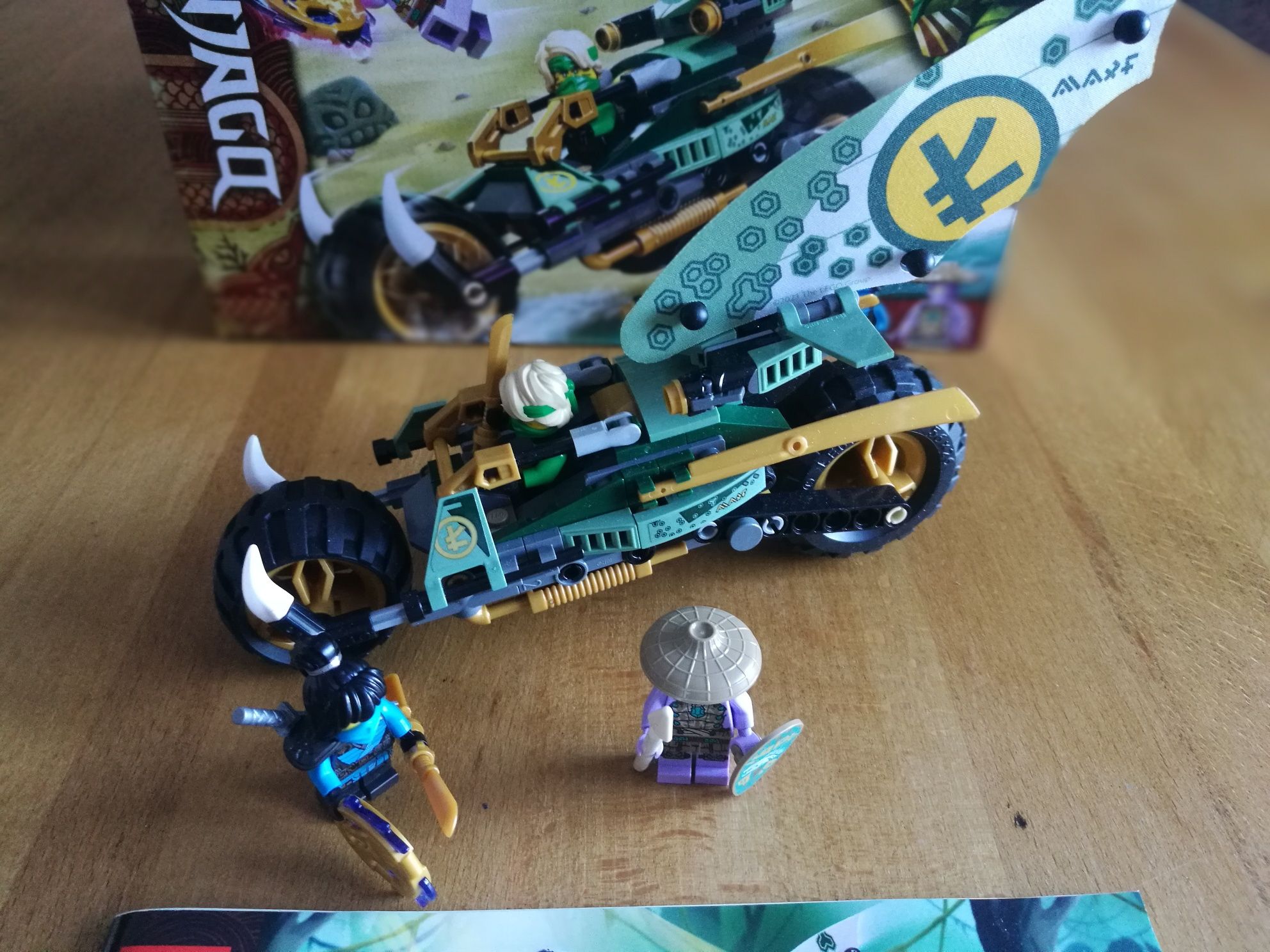 LEGO Ninjago 71745 Dżunglowy Chopper Lloyda