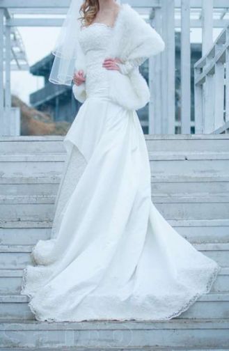 Весільна сукня , Айворі, однягнула тільки на розпис, ідеальний стан