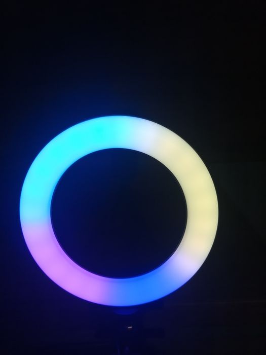 Model oświetlenia wideokonferencji: RL-13 Rozmiar pierścionka: średni