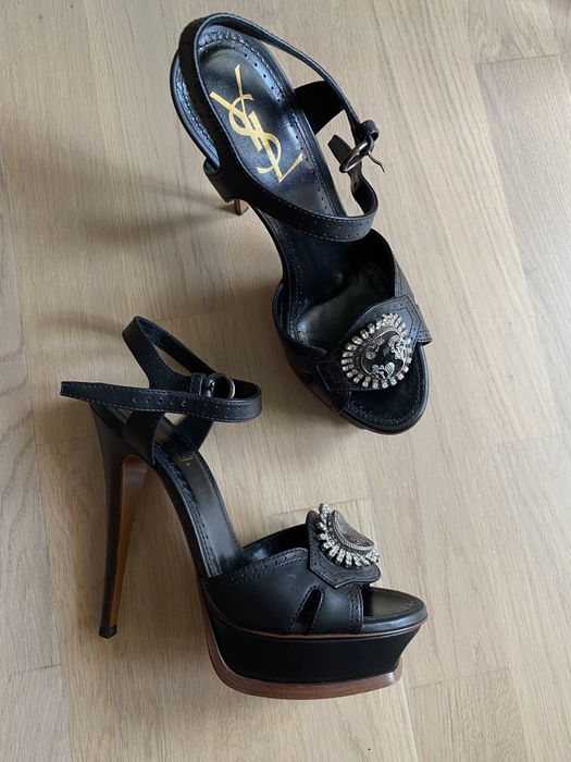 Босоніжки YSL