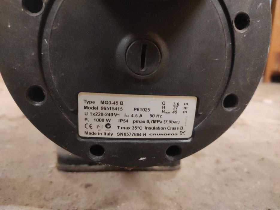 Насос GRUNDFOS MQ3-45 продаю під відновлення,оригінал Італія!