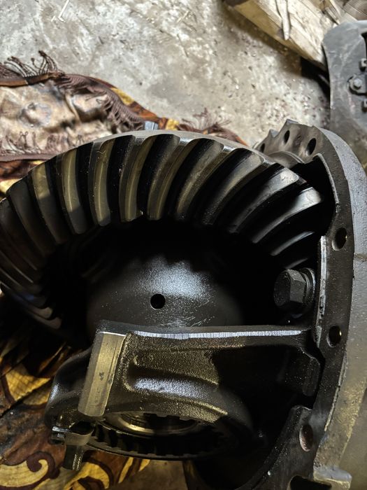 Продам редуктор на volvo fh 13