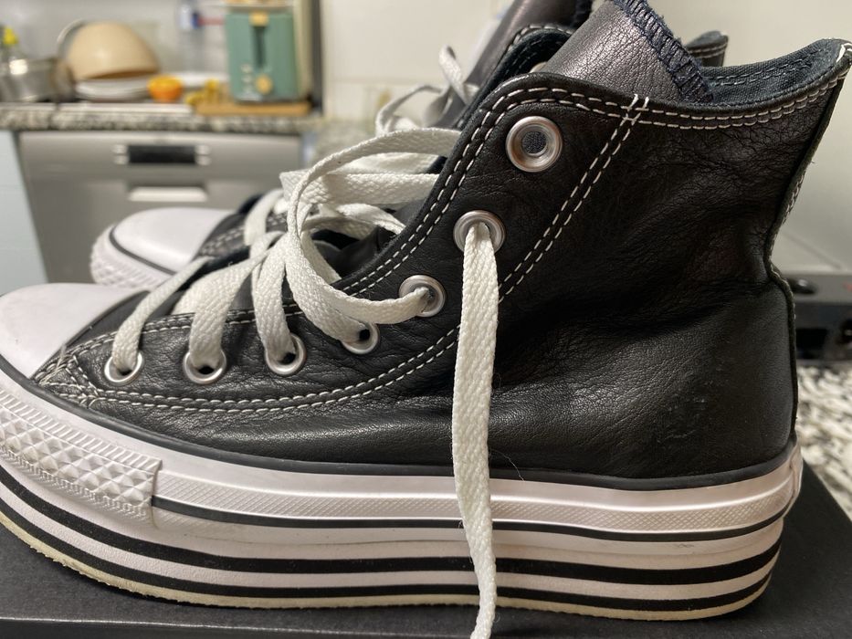 Sapatilhas  All Star-Converse pele 36,5 novas/pretas