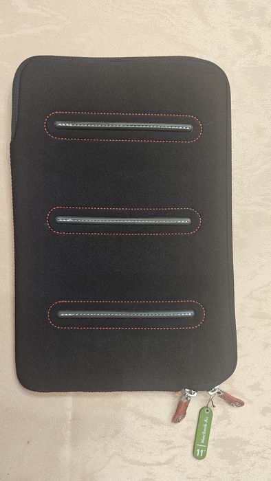 Computador portátil Apple Mac Air com bolsa