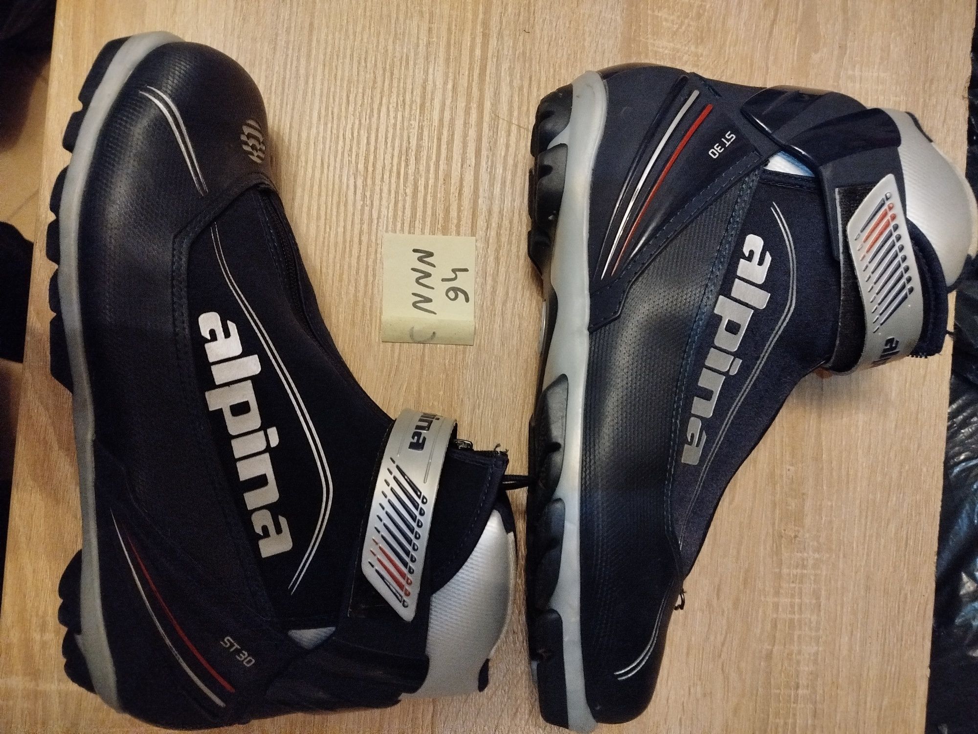 Buty biegowe Alpina   46 nnn jak nowe