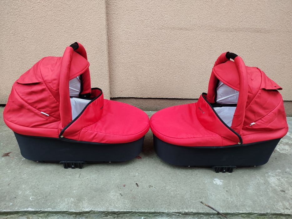 Люльки до коляски для двійні фірми Bebetto