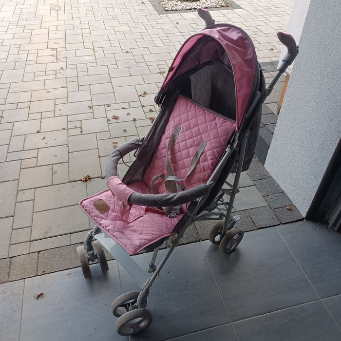 Lekki wózek Spacerówka Lionelo IRMA