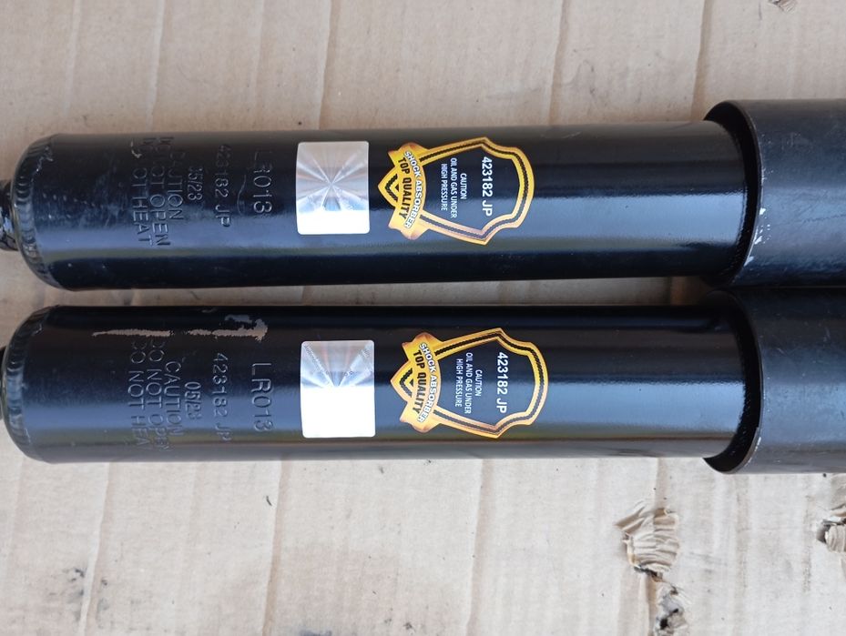 Продам задние амортизаторы Форд Маверик (04-07)