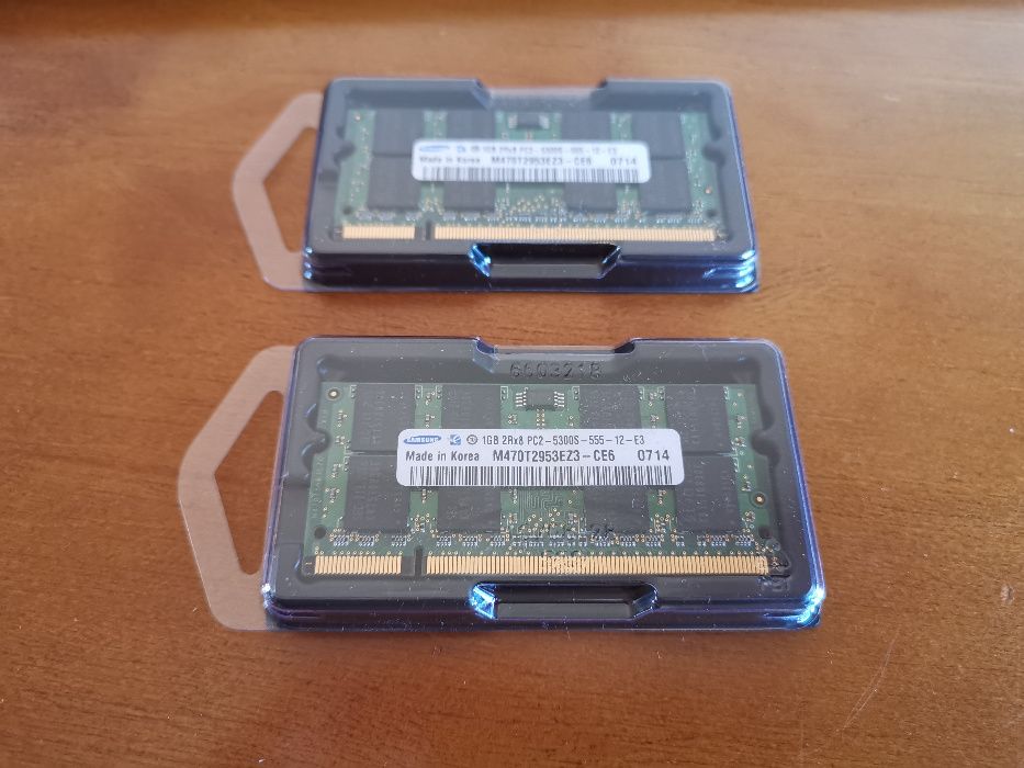 Memórias Portátil SO-DIMM Samsung 2x1GB PC2-5300S