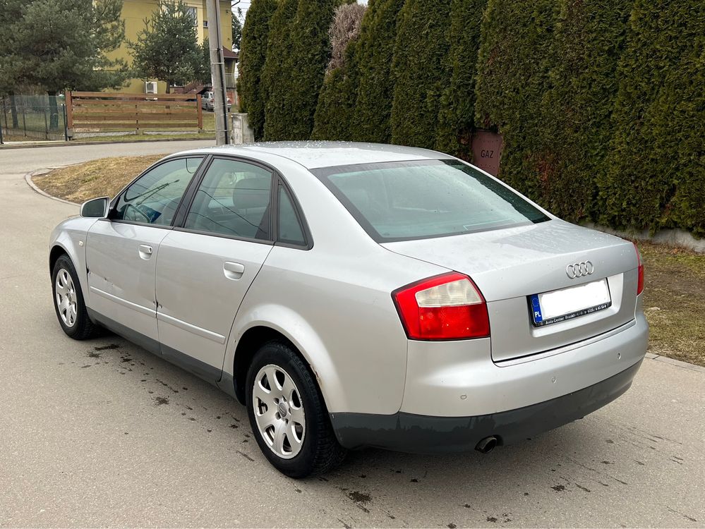 Audi a4*2.0benzyna*Climatronic*100%sprawna*do jazdy*