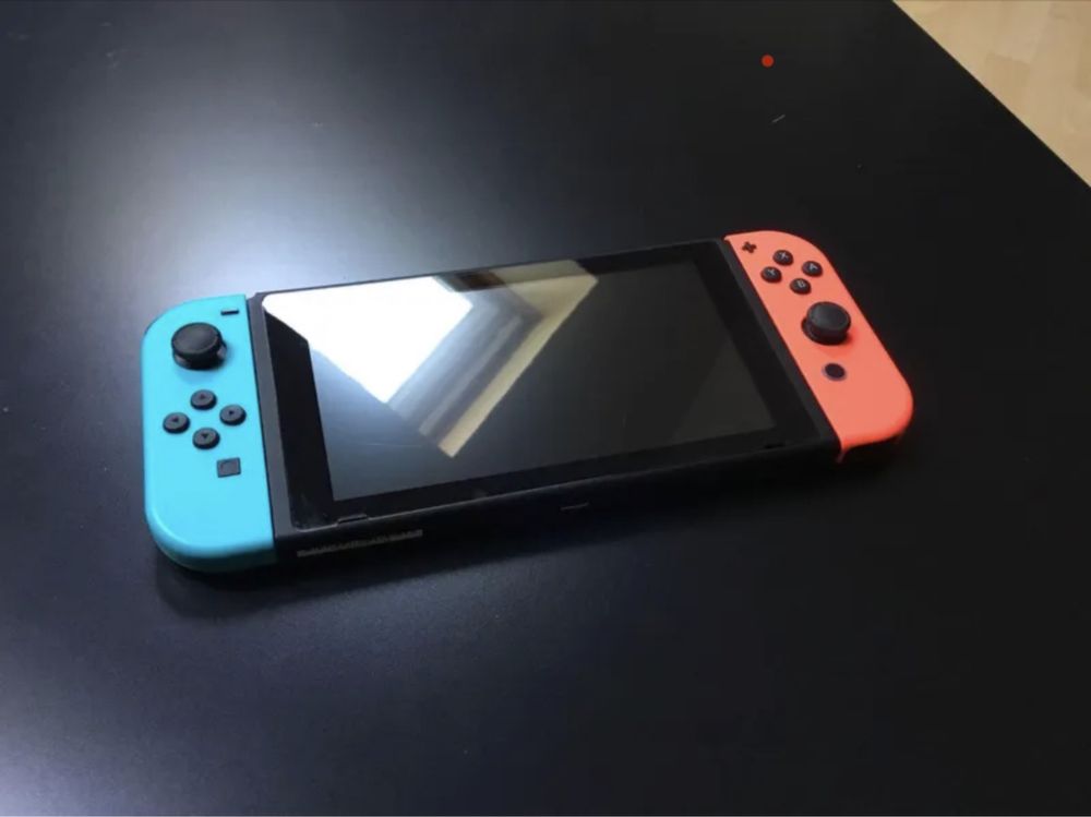 Konsola Nintendo Switch z Grami i Akcesoriami