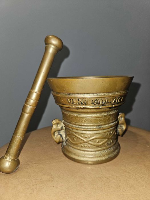 Moździerz mosiężny