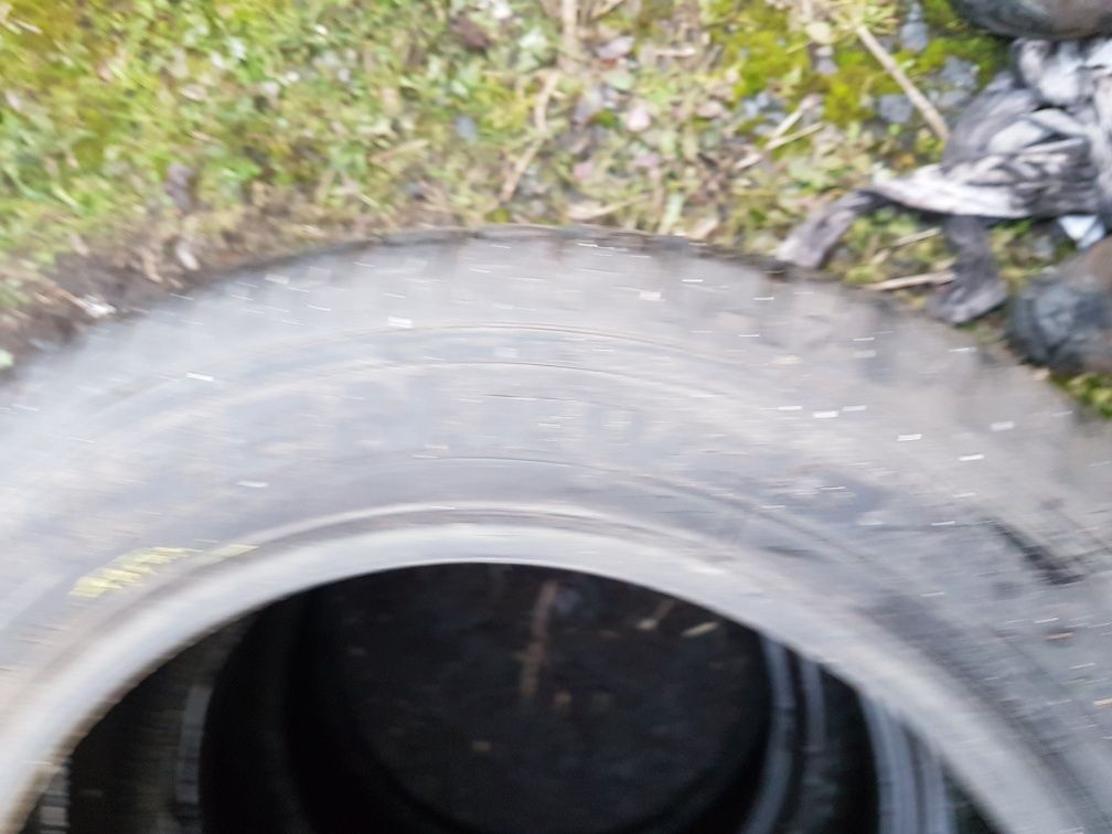 Opona pojedyncza Kumho izen kw23 A 205 55 R16 rok 2012