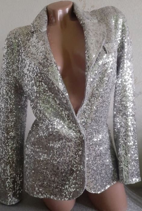 Пиджак в паетку,новый